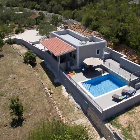Nyaraló House Meri Mirce